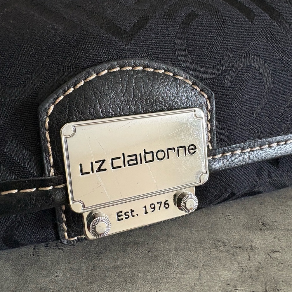 Liz Claiborne Fabric/Faux Leather Black Shoulder Bag Logo Pattern Strap Ring - Picture 4 of 12